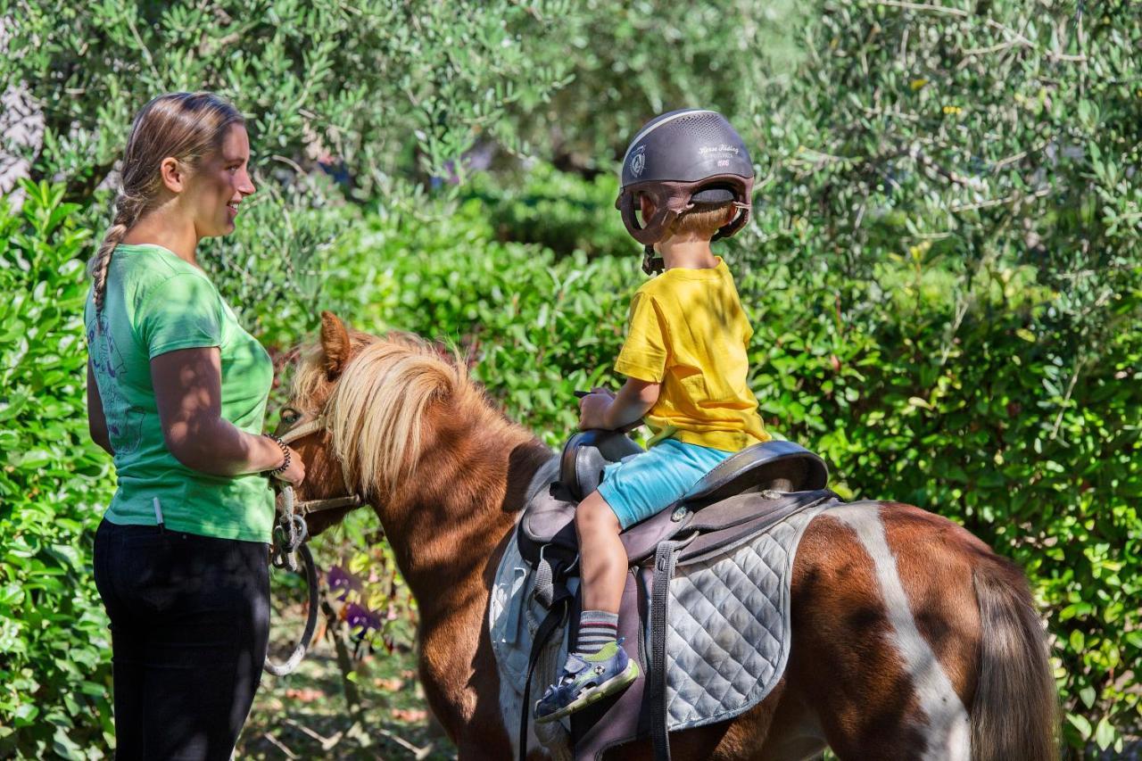 Weekend Glamping Resort San Felice del Benaco Eksteriør bilde