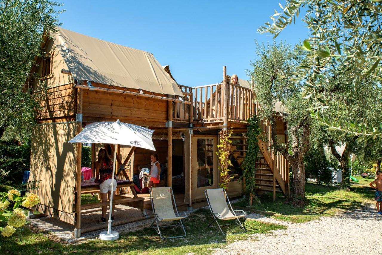 Weekend Glamping Resort San Felice del Benaco Eksteriør bilde